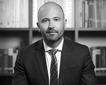 A warm welcome to Dr. MMag. Lukas-Florian Gilhofer!